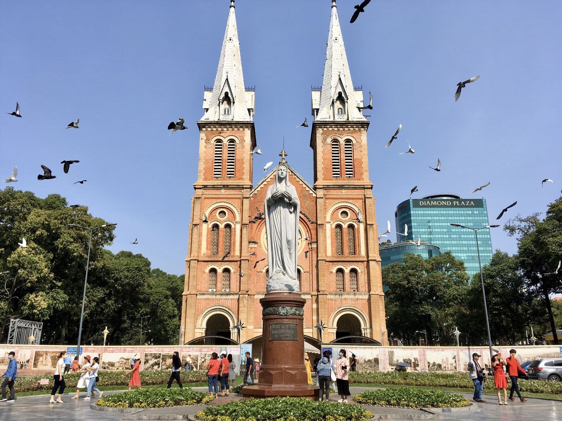 15 Days Treasures of Viet Nam & Laos