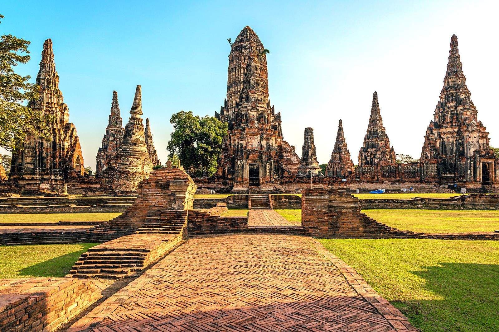 18 Days Indochina Highlights: Vietnam, Laos, Cambodia & Thailand