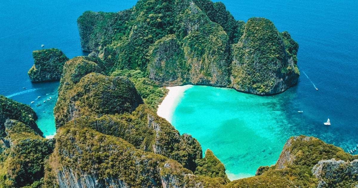 17 Days  Southeast Asia Discovery Through Thailand, Cambodia & Laos